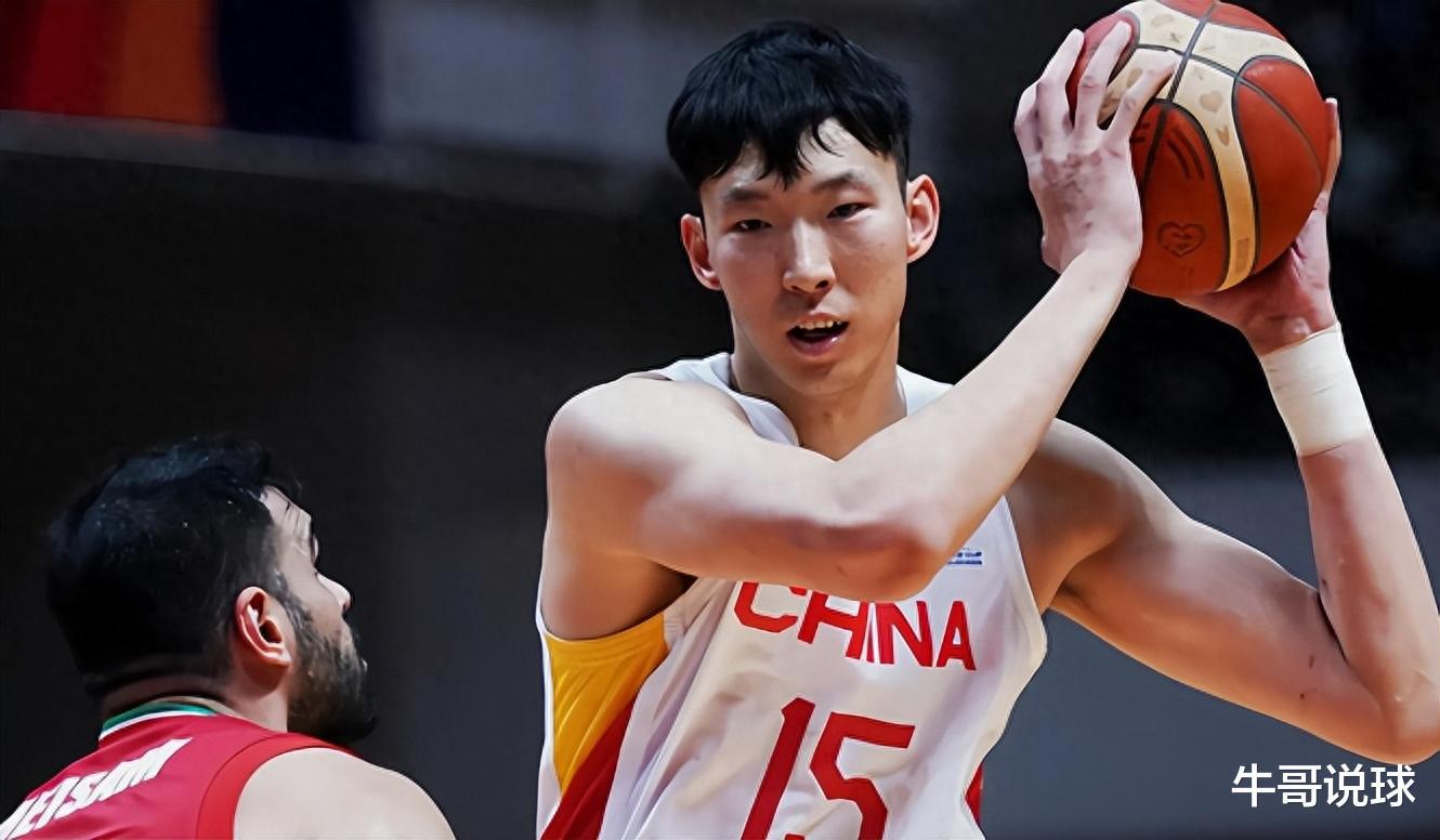 哈里斯：有一说一，中国男篮现役最无可替代的球星，只有这3人(2)