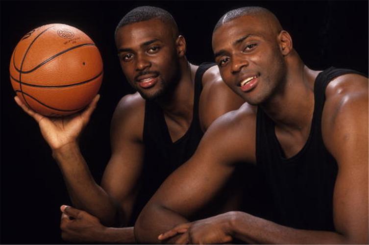 上阵父子兵，打球亲兄弟，盘点NBA中的双胞胎兄弟？(7)