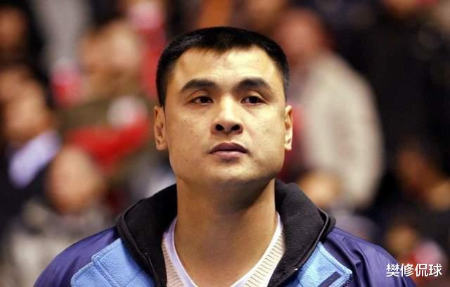 刘玉栋：现在的中国男篮基本功没有抓牢，球员比赛的态度不端正