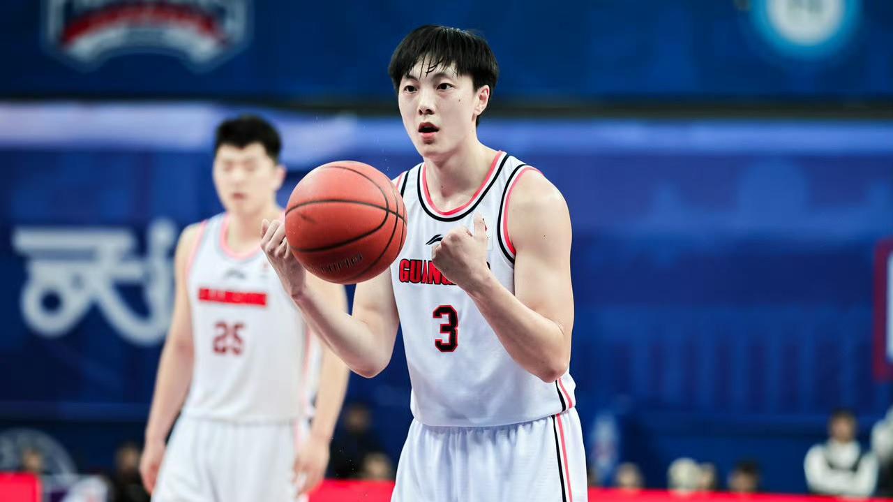 盘点中国男篮国际大赛表现最好的3名控卫，明星球员上榜！(10)