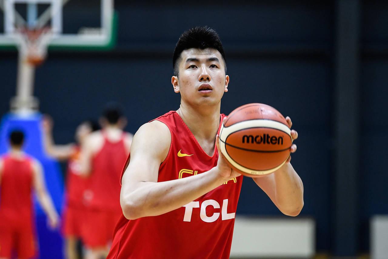 中国男篮邹雨宸，被伤病毁掉的国际级球星！