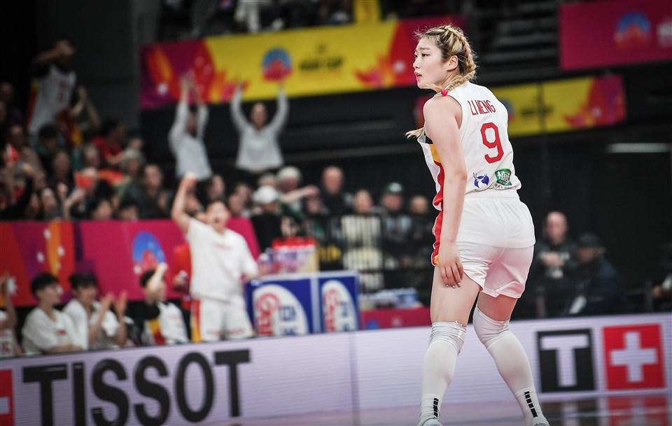 FIBA官宣：李梦被球迷评为亚洲最佳女篮球员 力压韩旭连续两年夺魁(3)