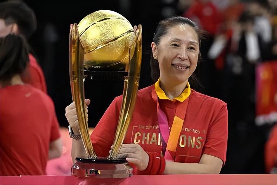 喜讯传来，郑薇接任中国女篮主教练，姚明、韩旭力挺(3)