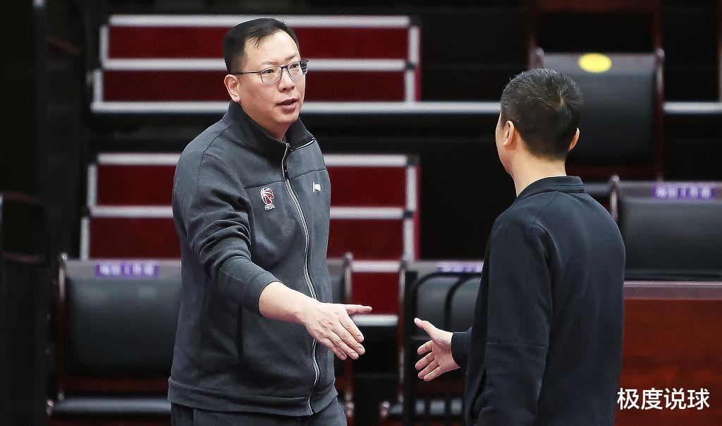 辽宁男篮教练组大变脸，乌戈继续担任主教练，吴庆龙或离队(2)