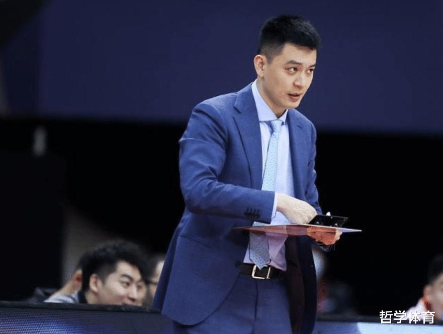 正式确认！辽宁队更换主教练 杨鸣首次回应重返辽宁队(2)