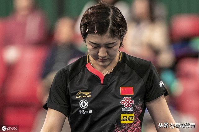 国际乒联年度最佳女运动员，你会投给孙颖莎还是刘诗雯？(5)