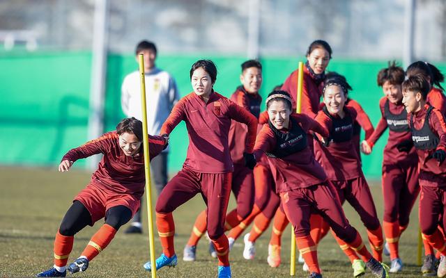 东亚杯首战迎韩国，中国女足为奥预赛预演