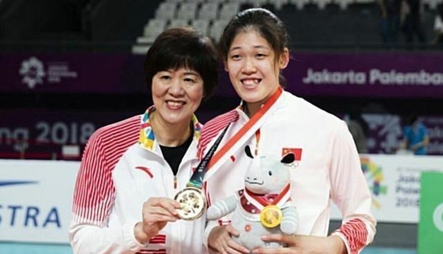 中国女排3大天才少女：李盈莹已是世界冠军，另两人则泯然众人矣(4)