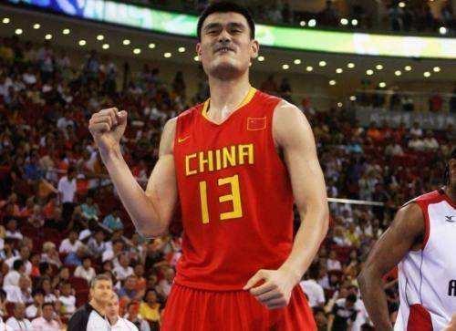中国篮球史上的5大谣言！姚明的天赋很高，张卫平往篮筐里面吐痰(2)