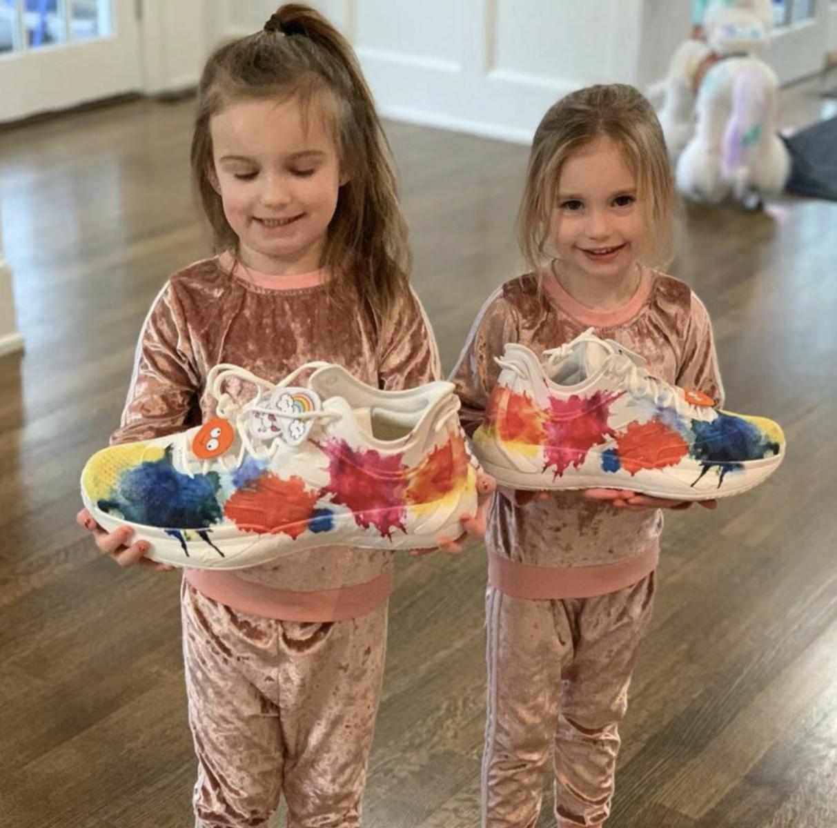 幸福老爸! 海沃德今日上脚他的女儿们手绘的配色球鞋(3)