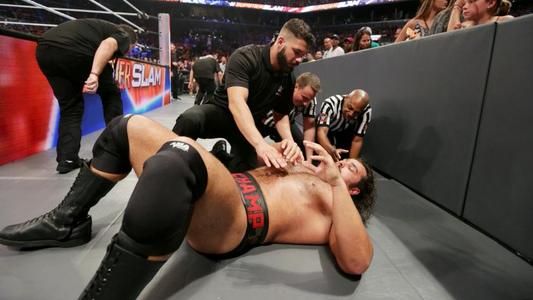 WWE摔小辉新闻: 鲁瑟夫被踢出超级对决PPV，疑似合同谈判破裂！(3)