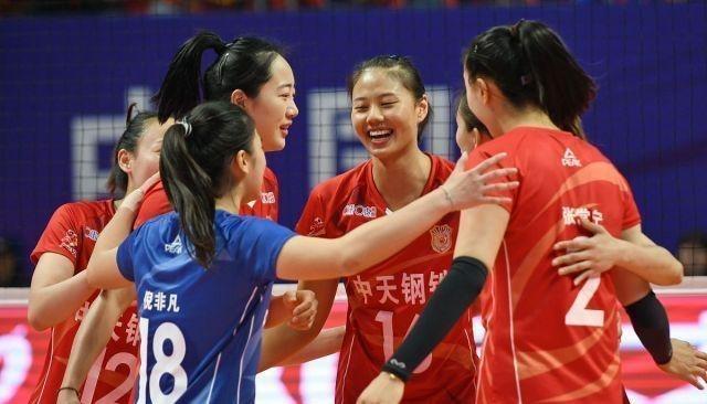龚翔宇、李盈莹比起朱婷来年龄有很大优势，可以多打1届奥运会！(3)