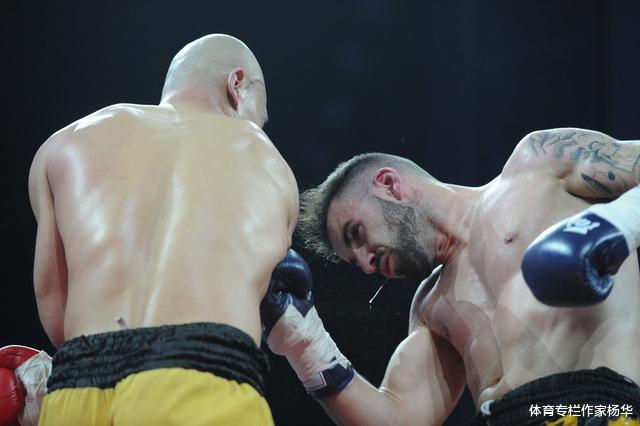 一龙回忆与UFC巨星黑龙对练：我给了他一个低扫，他问我怎么踢的(6)