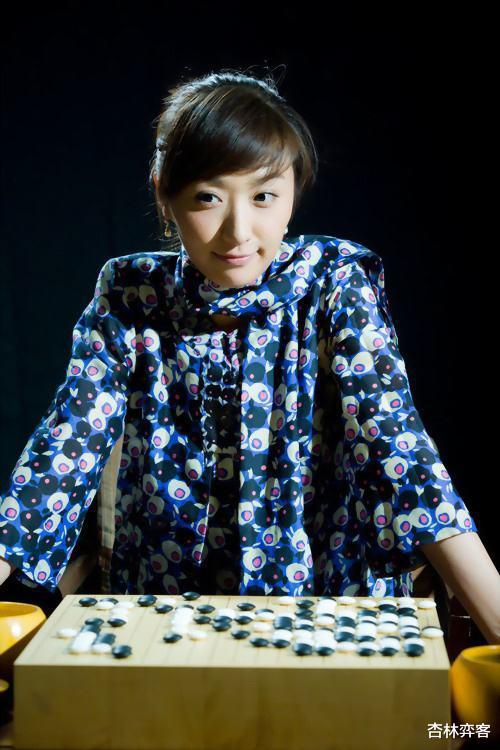 最美女棋手：只有三个半，於之莹黑嘉嘉未能上榜，一个有争议(4)