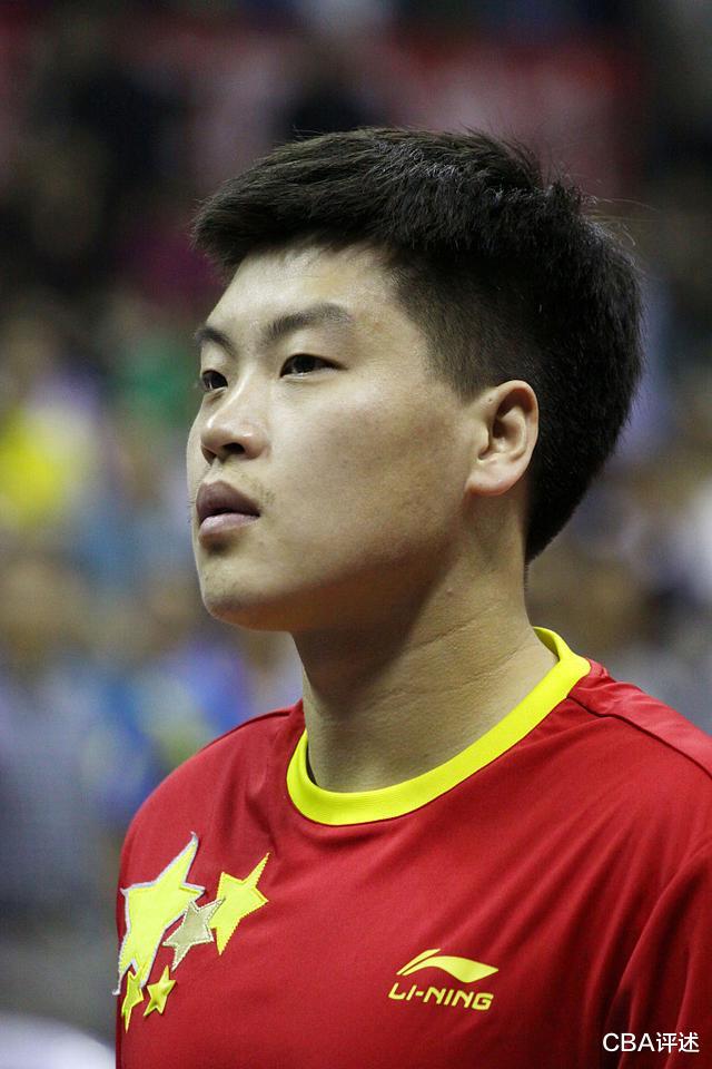 他是国乒世界冠军，坚守国家队18年却难获机会，一场失利成为转折(5)