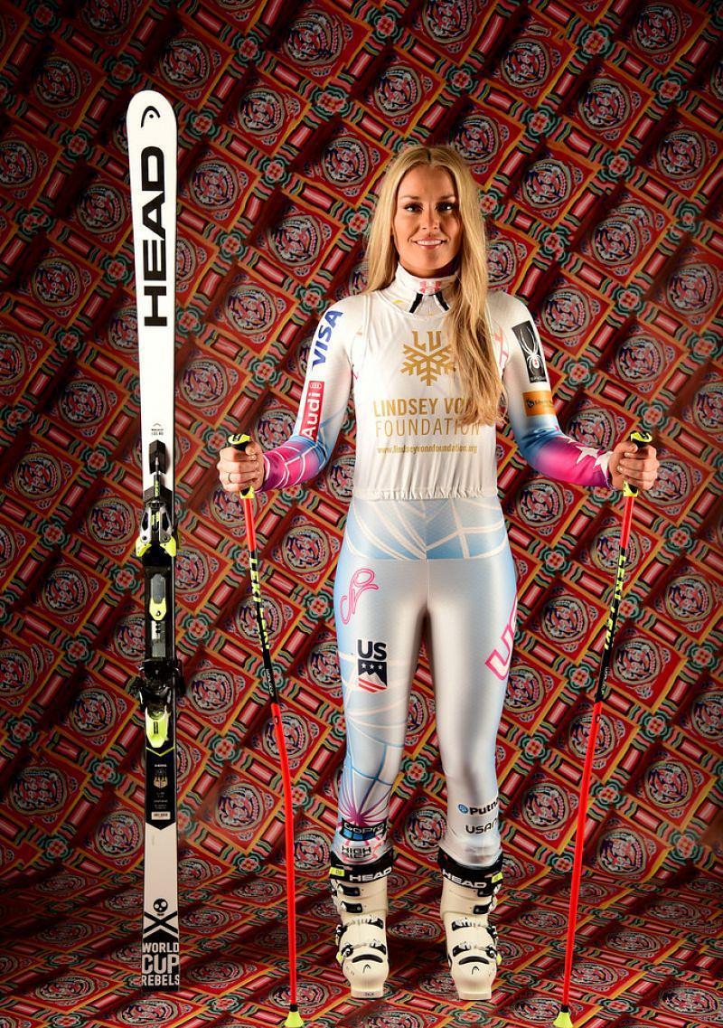 滑雪女神获82个世界冠军，35岁肤白貌美太养眼，已与黑人球星订婚(2)