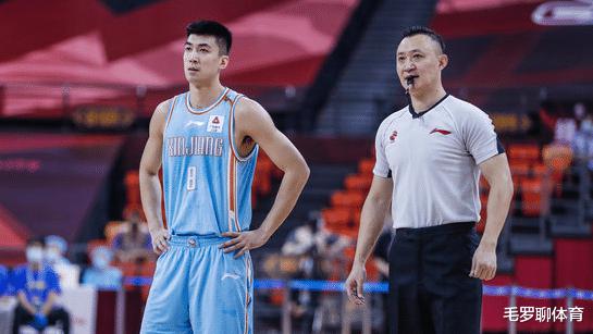 中国男篮有戏，新疆麒麟才子轰40+7+4，22岁+21岁姚明杜锋看过来