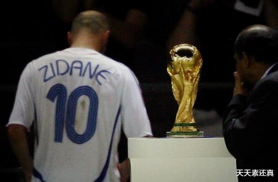 06年世界杯决赛齐达内为什么大胆罚出勺子点球？背后有他的小算盘