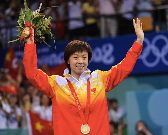 中国乒乓球的第一和唯一 刘国梁邓亚萍成就如何？(16)