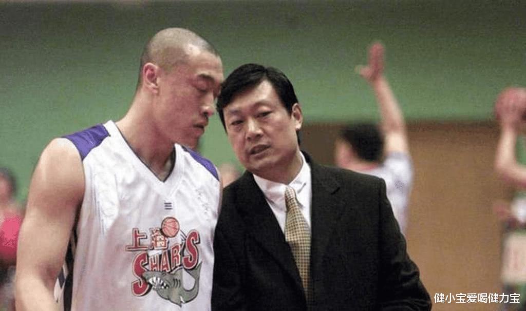 马健：险些登陆NBA，只让“战神”刘玉栋得9分，在解说席成名(8)