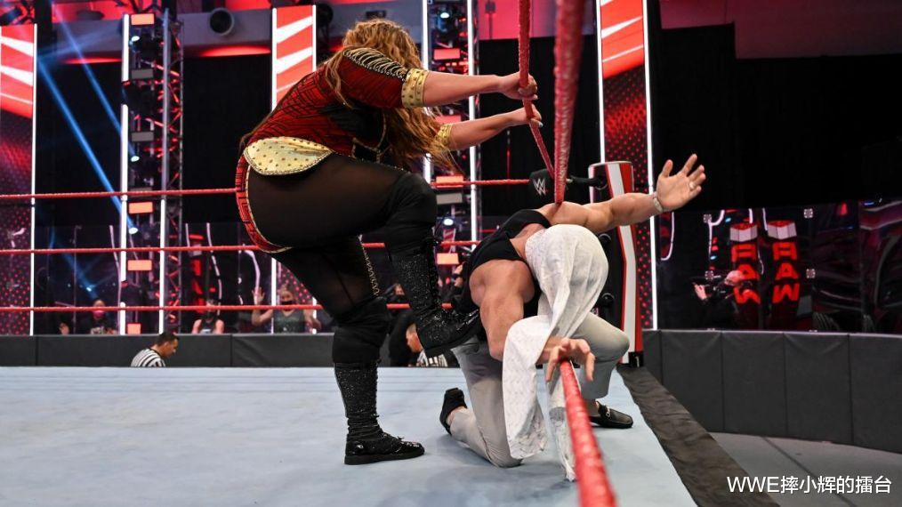 有关系都不给力! WWE官方宣布大表姑JAX被无限期禁赛和停薪!(2)