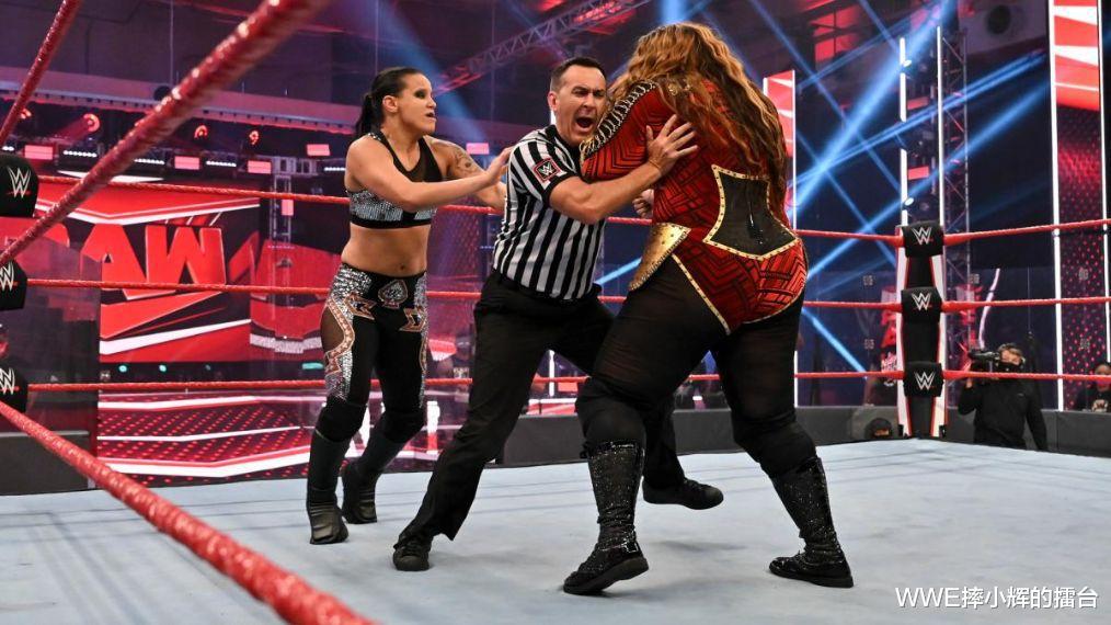 有关系都不给力! WWE官方宣布大表姑JAX被无限期禁赛和停薪!(4)