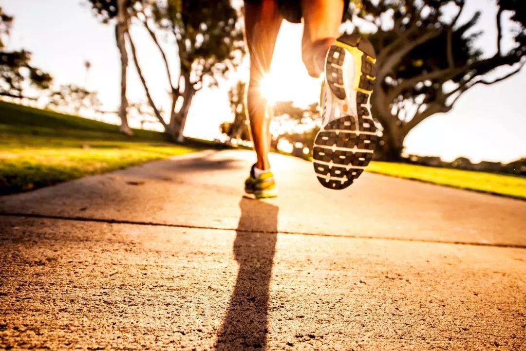 如何晨跑才能更加的健康？听听前辈的忠告，让你受益匪浅(2)