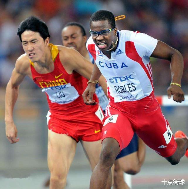 他是刘翔主要对手，北京奥运上登顶世界第一，如今两人现状太相似(5)