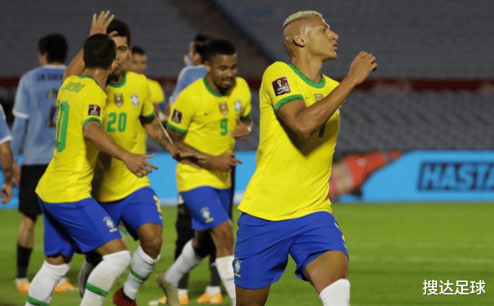 0-2！前世界杯冠军创耻辱纪录：遭巴西3连杀+19年0胜