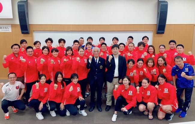 日本游泳队奥运名单公布 白血病康复女将或战四项