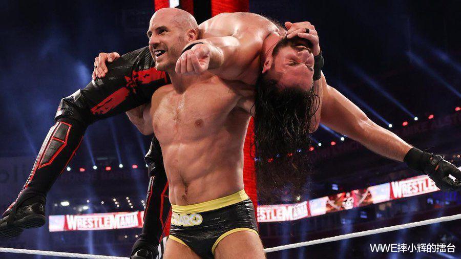 WWE名人堂成员透露，瑞士超人塞萨罗职生涯一直停滞的原因!(1)