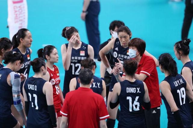 霸气，中国女排5-0拿下日本后，开局继续碾压，日本球员绝望了！