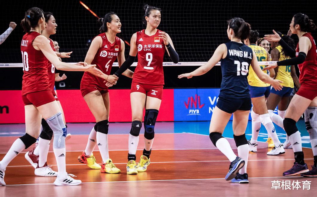 中国女排3-2仍第10，日本大逆转，卫冕冠军强势，最新积分榜出炉(2)