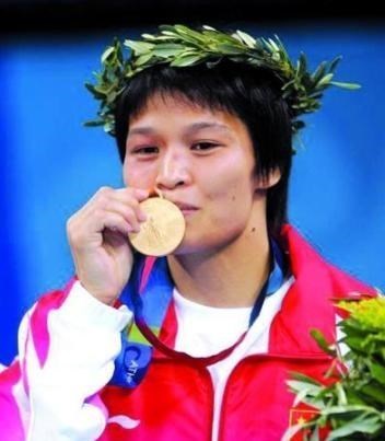 柔道奥运冠军，把陪练“摔”成老公，生娃当妈后再夺金牌(1)