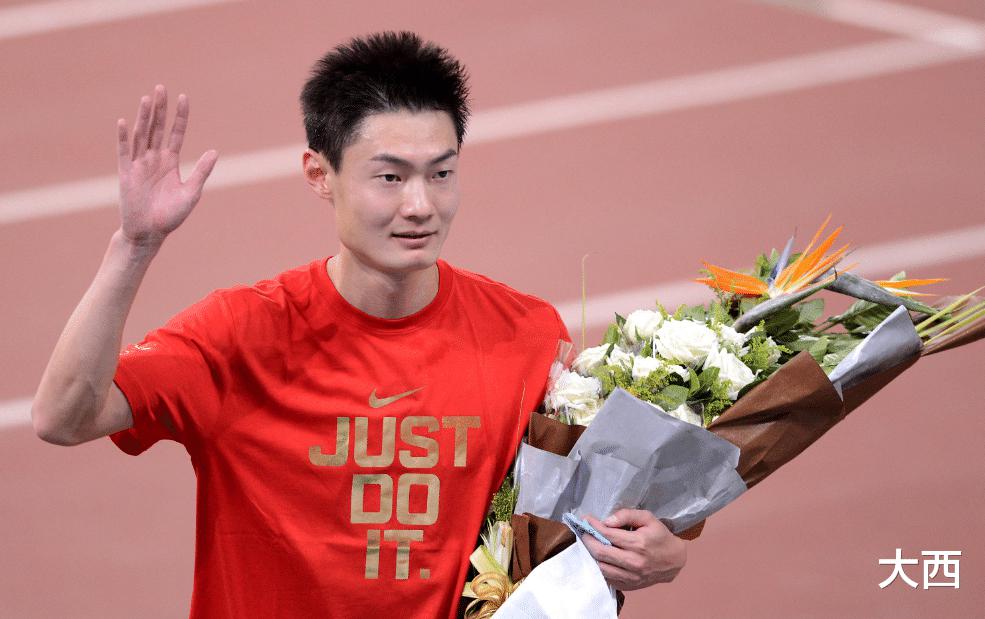 强如苏炳添也没拿过全运会百米金牌，3次参赛2次摘银，分别输给谁(3)