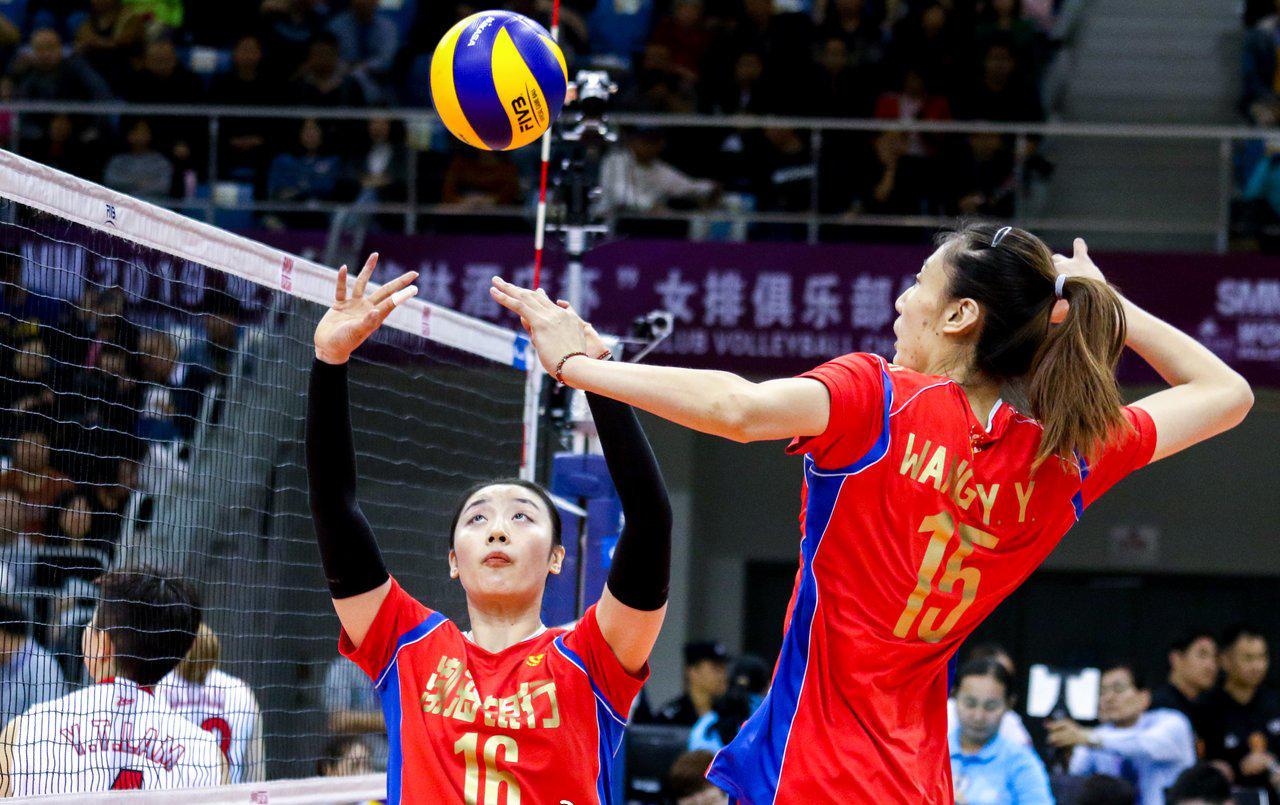 上海女排引进世界第一主攻和奥运会MVP，欲改变格局，李盈莹笑了(1)