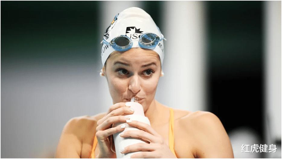 20岁的凯莉·麦基翁：为纪念已故的父亲而游泳，奥运收获3金1铜(9)