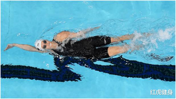 20岁的凯莉·麦基翁：为纪念已故的父亲而游泳，奥运收获3金1铜(11)