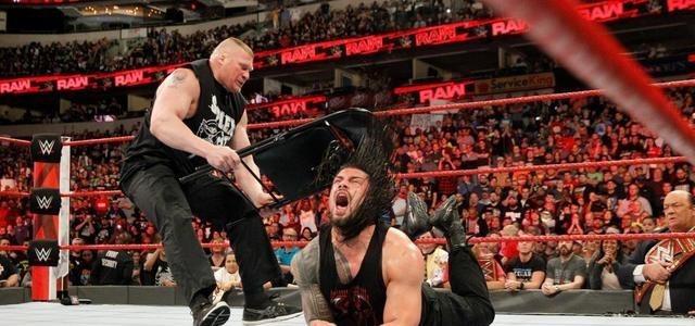遭遇现场粉丝袭击的五位现役WWE巨星，赛斯，罗曼齐上榜！(5)