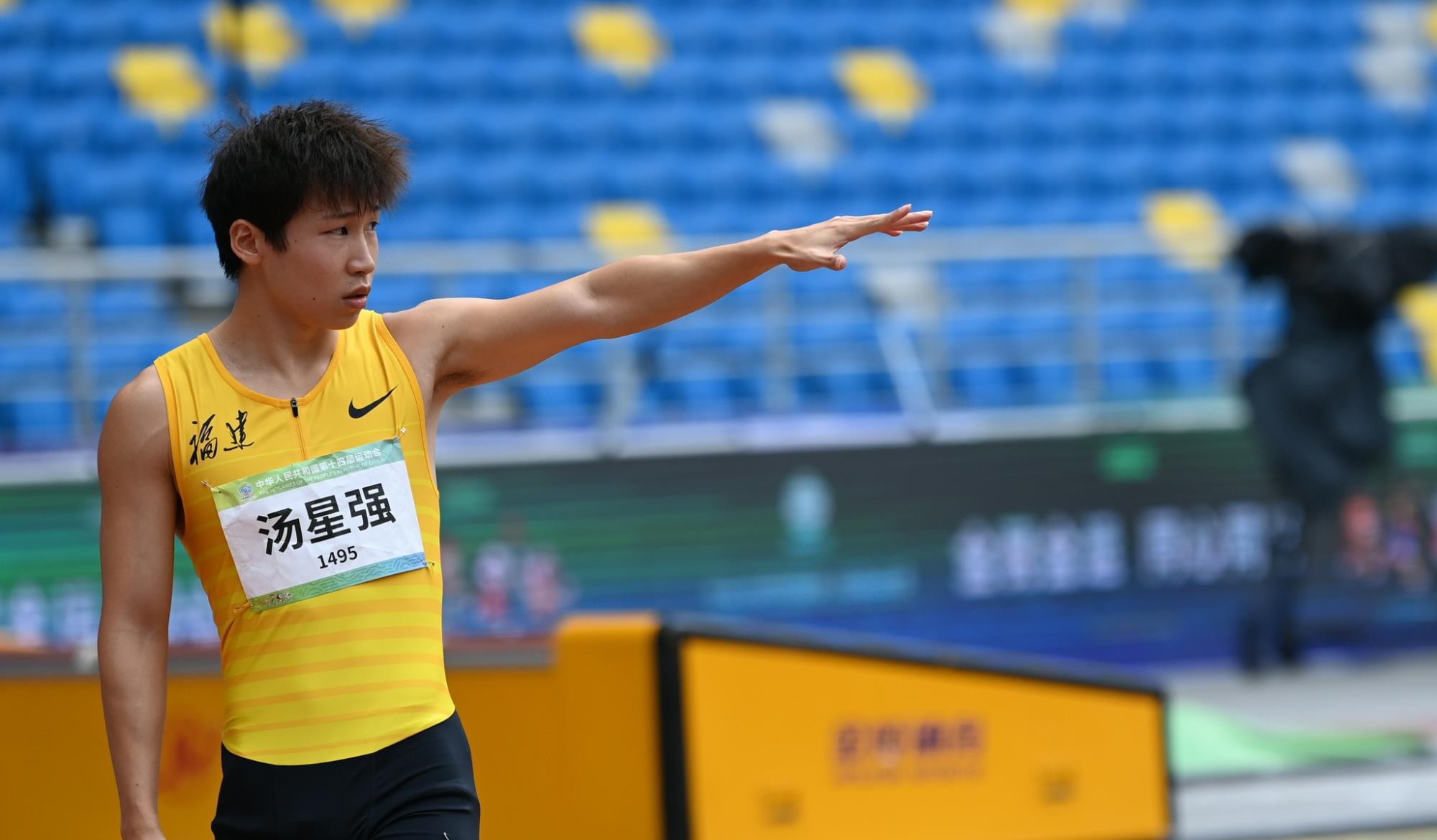 中国短跑又一巨星出世！击败谢震业夺200米冠军，两次参加奥运会(3)