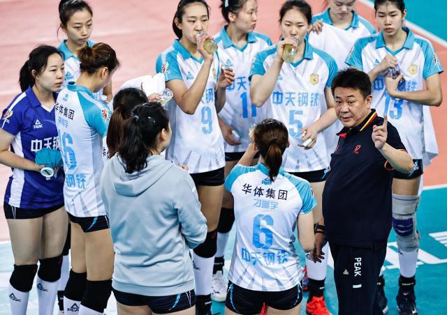 中国女排启动主教练公开竞聘 谁有望成为候选人？(3)
