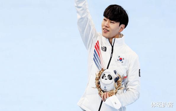 韩国狂欢！打破零奖牌尴尬，名将身披国旗庆祝，中国失奖牌榜头名(3)