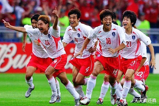 亚洲球队中，谁的世界杯小组赛出线率最高？(4)
