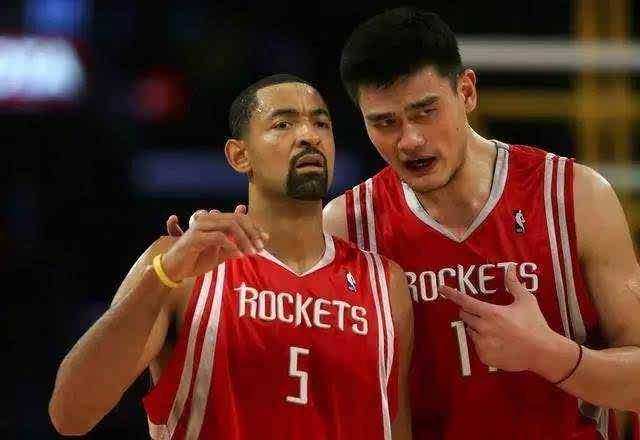 脾气火爆！姚明前火箭队友掌掴对方教练，曾拿NBA第一份亿元合同(1)