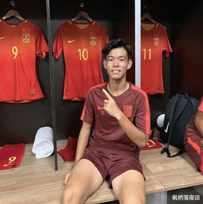 开场5分钟进球！中国18岁小将又在欧洲进球，连续4场有贡献！(3)