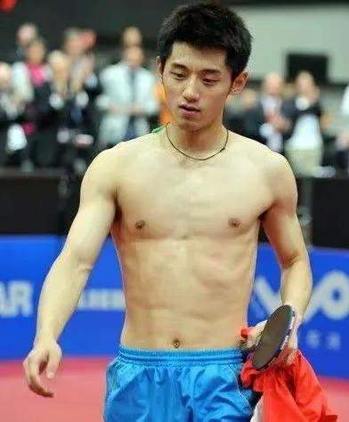 中国男乒30年十大名将：马龙是唯一，张继科创记录，许昕最可惜(46)