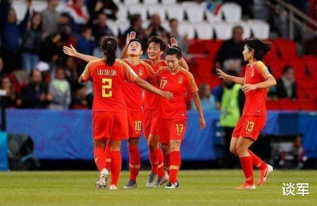 亚洲杯决赛：日本队的亚洲顶级中场瞬间被撕破