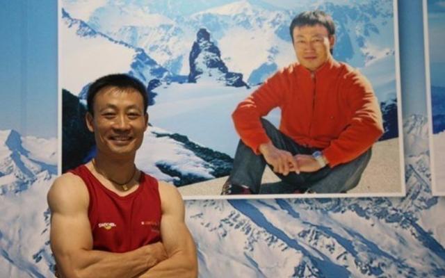 中国体操天才因恋爱被开除，入籍瑞士后夺奥运冠军，晚年离婚丧子(2)