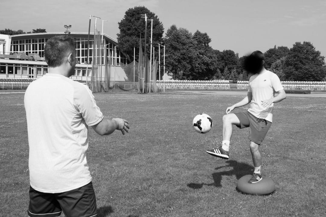 神经肌肉强化训练对职业足球运动员姿势控制能力的影响(3)
