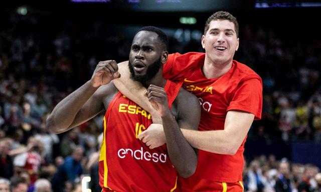 欧洲篮球锦标赛成绩出炉：休斯顿火箭队的申京与加鲁巴表现如何？(3)